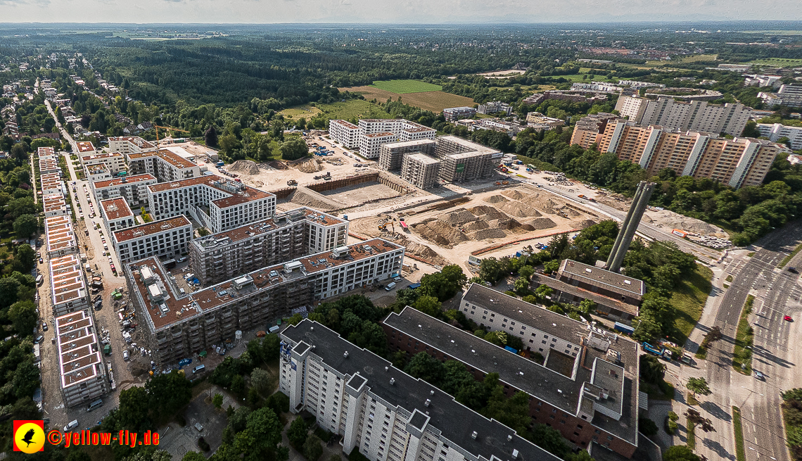 07.06.2023 - Aktuelle Luftbilder aus dem Alexisquartier und Pandion Verde in Neuperlach in München
